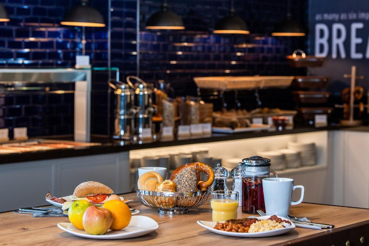 Premier Inn Stuttgart City Europaviertel 외부 사진
