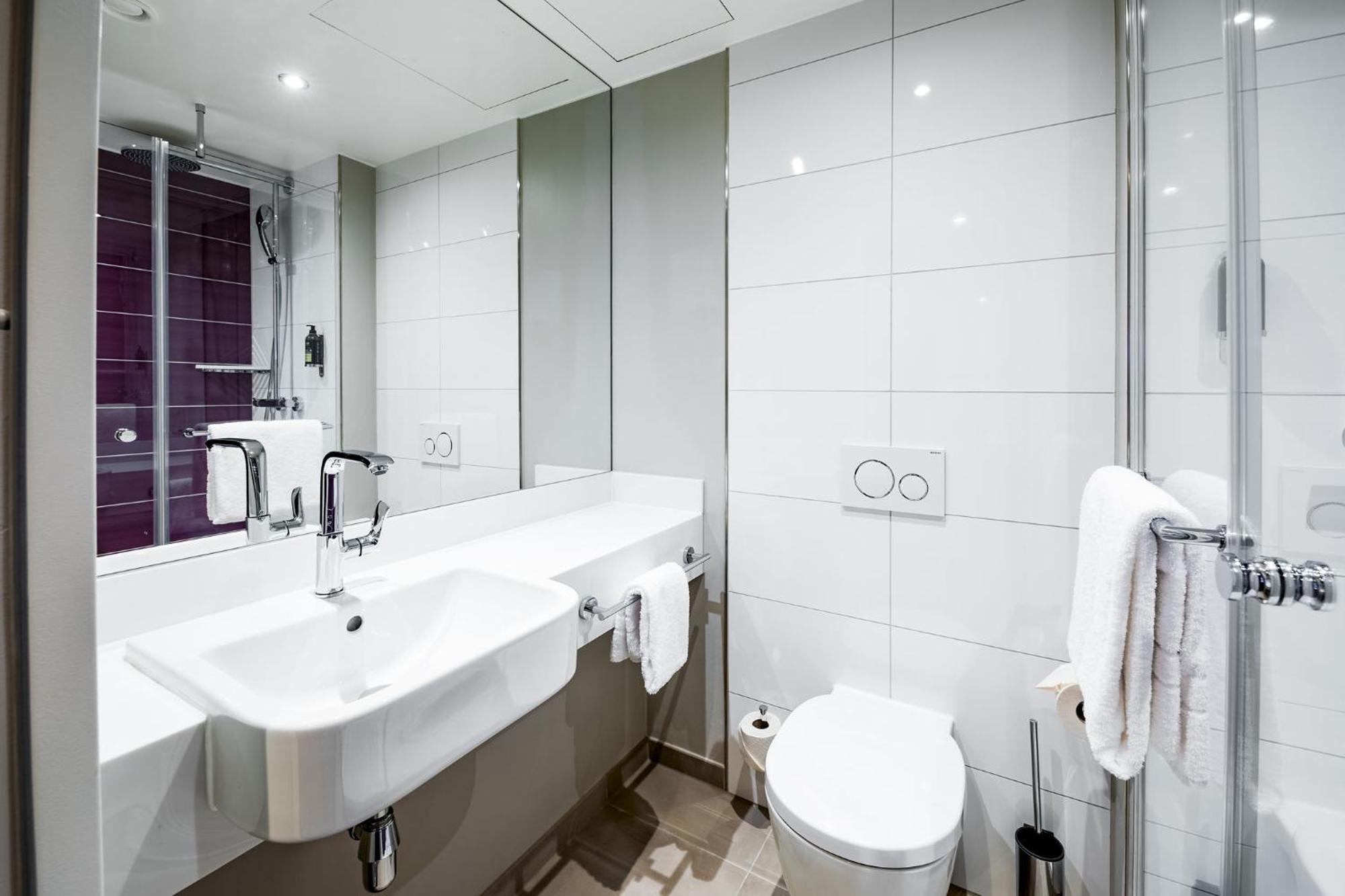 Premier Inn Stuttgart City Europaviertel 외부 사진
